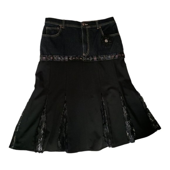 Upcycled Midi Skirt Size 10 Black Lace Panel Embellished Flower Hippie - Picture 1 of 9